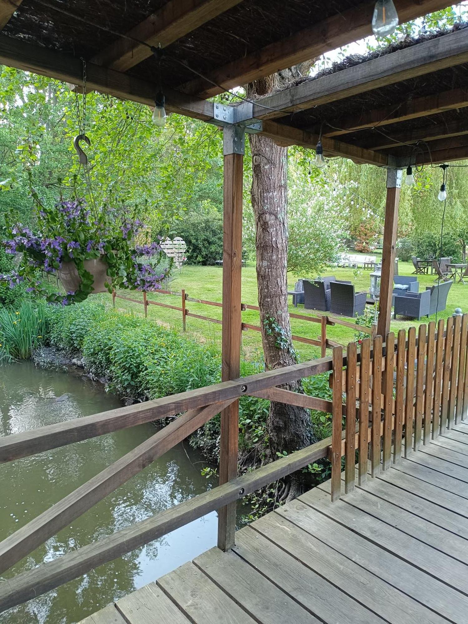Chambres D'Hotes Du Port Gautier Vouvray-sur-Loir Bagian luar foto